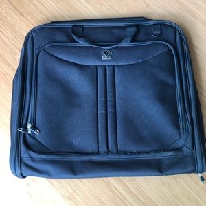 ZEGUR Suit Carry On Garment Bag for Travel